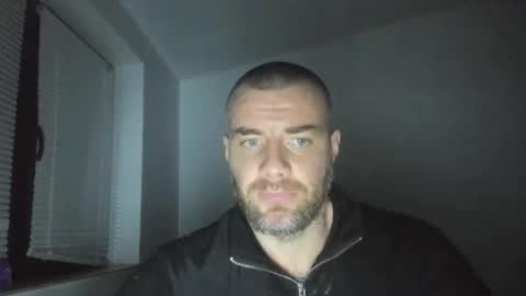 alfiesolomons87 online show from 01-05-25, 10:19