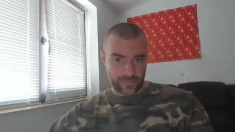 alfiesolomons87 online show from 12-17-25, 09:59