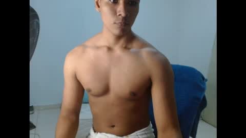 Snapshot of alfred_cantillo chatting on 09-26-25, 11:53 alfred_cantillo online show from 09-26-25, 11:53