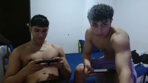 Snapshot of alfred_cantillo chatting on 11-21-25, 07:29 alfred_cantillo online show from 11-21-25, 07:29