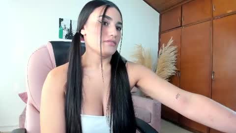 Snapshot of alheli_16 chatting on 07-28-26, 12:48 Alheli online show from 07-28-26, 12:48