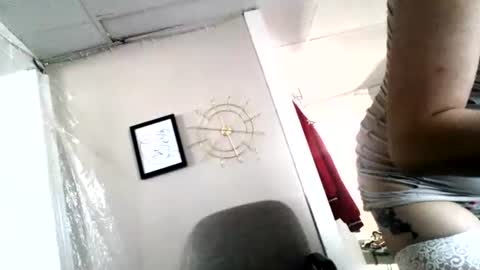 ali_tayler online show from 12-14-25, 03:39