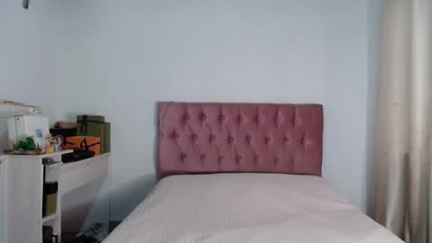 Alia      Anjali  online show from 10-10-25, 12:37