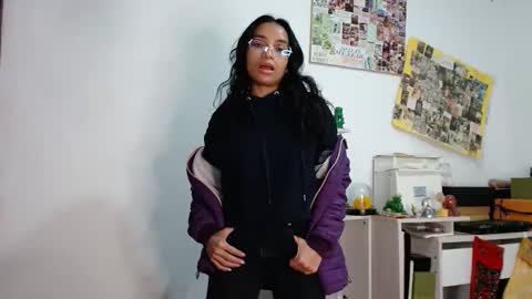 Alia      Anjali  online show from 11-26-25, 02:29