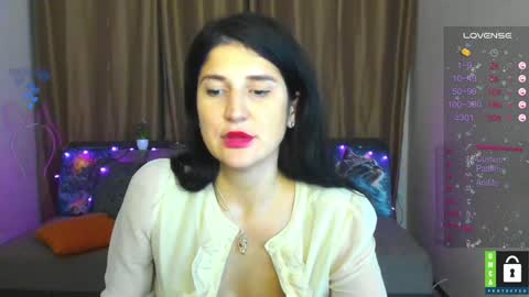 Snapshot of alianna_solo_kiss chatting on 01-08-25, 03:50 Alianna online show from 01-08-25, 03:50