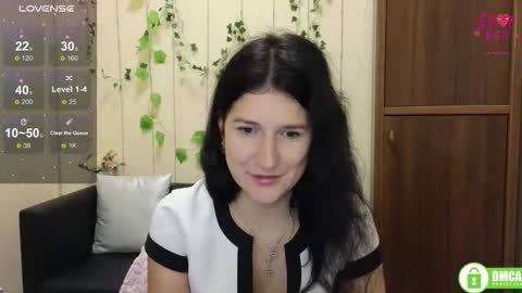 Snapshot of alianna_solo_kiss chatting on 10-25-25, 05:26 Alianna online show from 10-25-25, 05:26