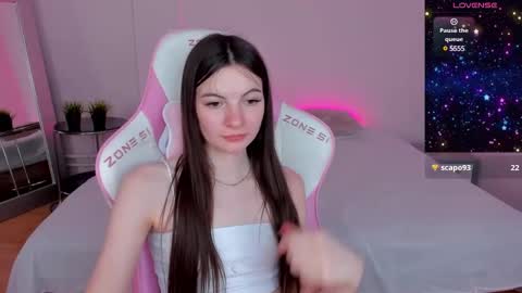 Snapshot of alic_black chatting on 03-07-25, 04:13 alic_black online show from 03-07-25, 04:13