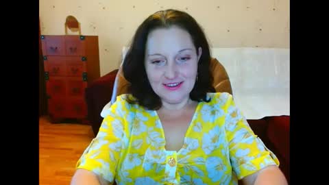 Snapshot of alice3694 chatting on 12-24-24, 11:17 Alice online show from 12-24-24, 11:17