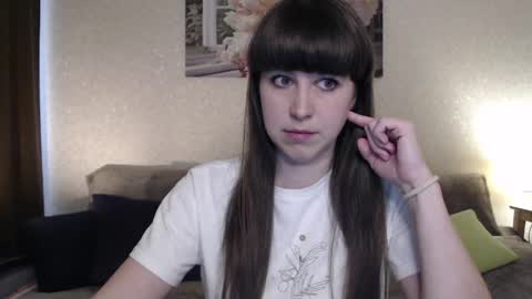 alice_59 online show from 04-24-26, 10:39