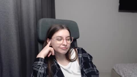 Alice online show from 02-15-25, 10:21