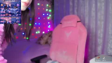 Alice   Miss online show from 01-05-26, 05:27