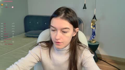 Snapshot of alice__grace_ chatting on 12-13-24, 09:52 your Alice online show from 12-13-24, 09:52