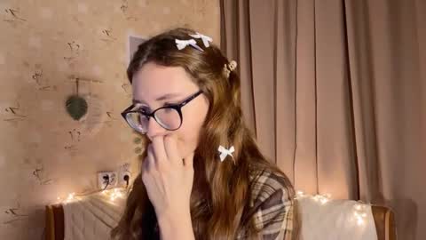 Snapshot of alice_alarcon chatting on 11-14-25, 10:07 Hey Im Alice online show from 11-14-25, 10:07