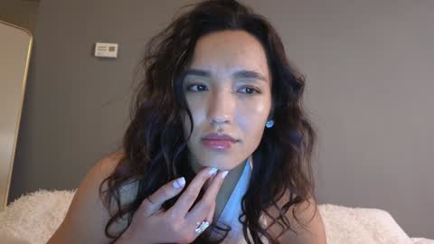 A R Y A  T I A online show from 01-15-25, 10:24