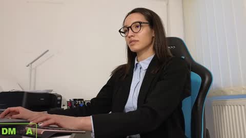 A R Y A  T I A online show from 03-02-25, 04:21