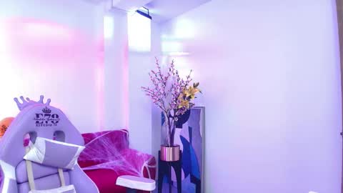 Alice  online show from 11-01-25, 08:11