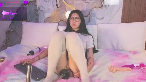 Mey online show from 07-17-26, 03:50