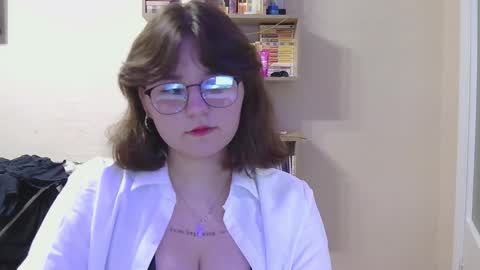alice_glamour online show from 03-26-26, 04:23