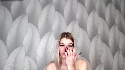 Snapshot of alice_goldd chatting on 12-08-24, 03:32 Alice online show from 12-08-24, 03:32