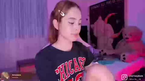 Snapshot of alice_guerin chatting on 09-26-25, 04:49 Alice online show from 09-26-25, 04:49