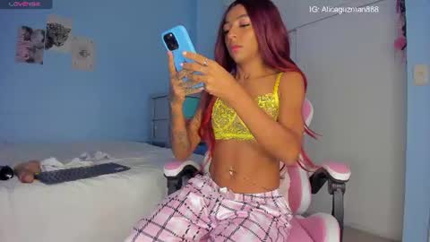 Snapshot of alice_guzman1 chatting on 07-24-26, 02:09 ALICE Alice guzman online show from 07-24-26, 02:09