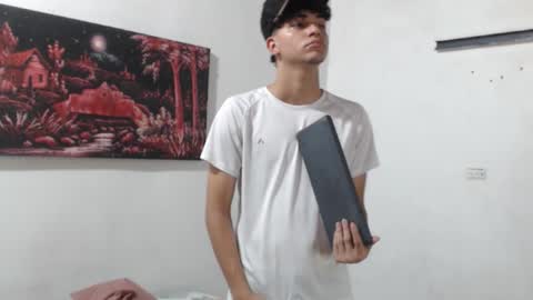 alice online show from 09-17-25, 08:21