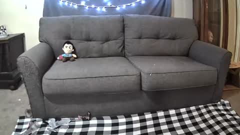 alice_leray online show from 12-16-24, 05:17