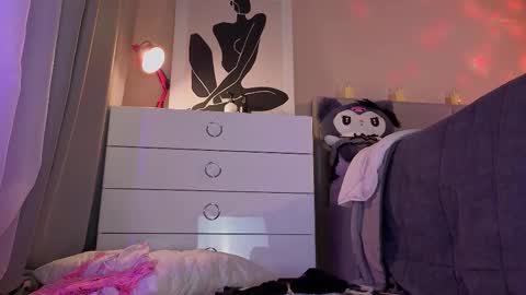 Snapshot of alice_miiiller chatting on 12-03-25, 06:39 Alice online show from 12-03-25, 06:39