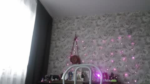 Snapshot of alice_peach chatting on 01-29-25, 12:13 bigclit daddy squirt bigdildo fit online show from 01-29-25, 12:13