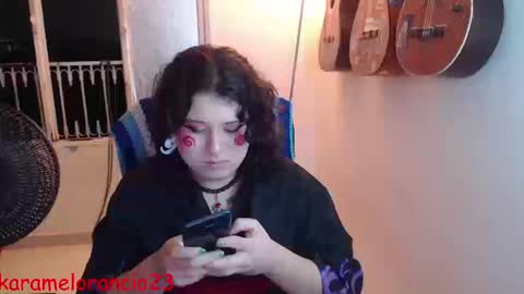 Snapshot of alice_psilocybe_sabina420 chatting on 09-24-25, 05:11 Alicia Aldara online show from 09-24-25, 05:11