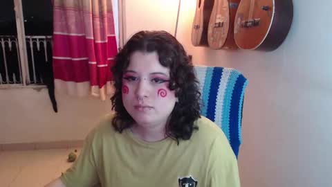 Snapshot of alice_psilocybe_sabina420 chatting on 10-18-25, 04:15 Alicia Aldara online show from 10-18-25, 04:15