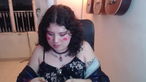 Snapshot of alice_psilocybe_sabina420 chatting on 11-29-25, 02:58 Alicia Aldara online show from 11-29-25, 02:58