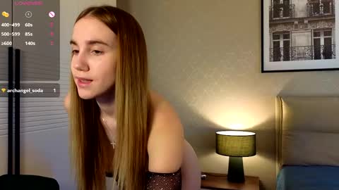 Snapshot of alice_rays_ chatting on 05-11-26, 03:34 Alice online show from 05-11-26, 03:34
