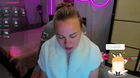 Snapshot of alice_sex_intellect chatting on 10-06-25, 03:42 Alice online show from 10-06-25, 03:42