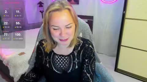 Snapshot of alice_sex_intellect chatting on 10-07-25, 03:42 Alice online show from 10-07-25, 03:42