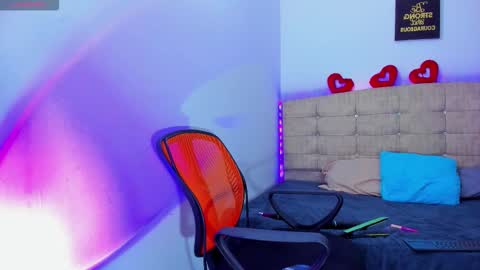 alice_summer1 online show from 12-04-25, 09:40