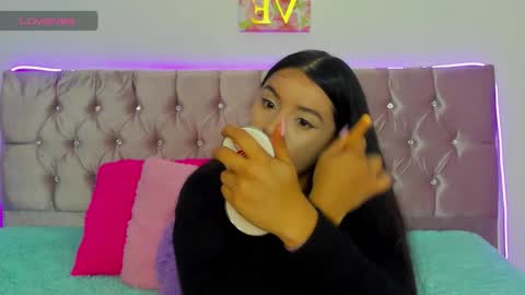 Snapshot of alice_summer1 chatting on 03-08-26, 10:57 alice_summer1 online show from 03-08-26, 10:57