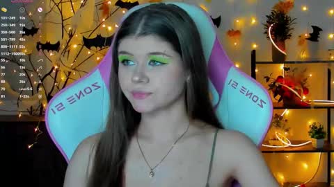 Snapshot of alice_tails chatting on 10-26-25, 09:10 Alice online show from 10-26-25, 09:10