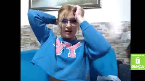 Alice online show from 09-10-25, 05:13