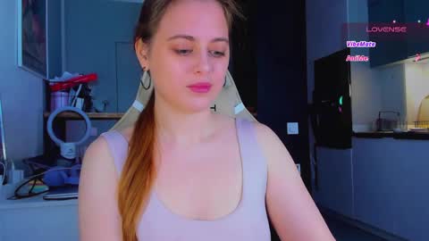 Alice online show from 04-24-26, 04:15