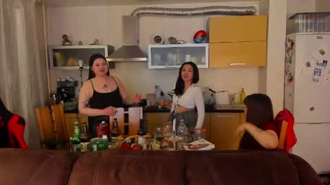 alice_weidel online show from 04-30-26, 08:57