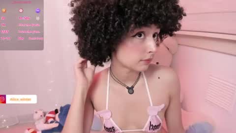 Alice  online show from 07-08-26, 12:15