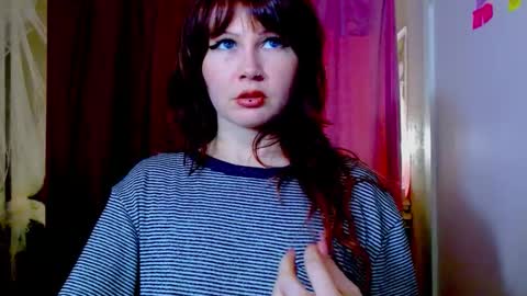 Alice online show from 12-04-25, 11:24