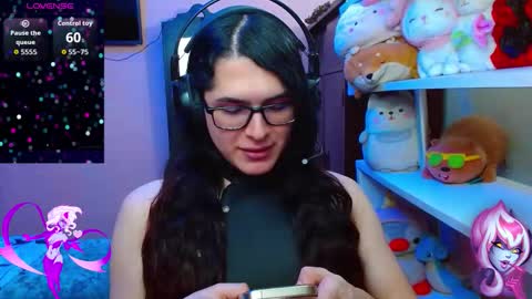 Snapshot of alicebathory_ chatting on 09-30-25, 11:21 Alice Bathory online show from 09-30-25, 11:21