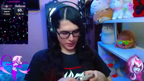 Snapshot of alicebathory_ chatting on 10-07-25, 01:03 Alice Bathory online show from 10-07-25, 01:03