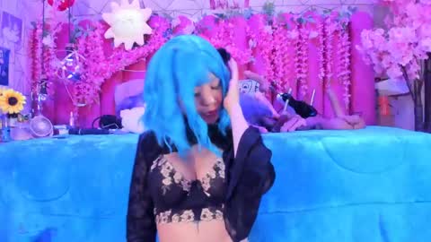     online show from 04-25-26, 08:50