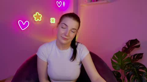 alicechanell online show from 05-21-26, 04:08