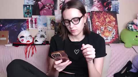 alice online show from 12-15-25, 12:48