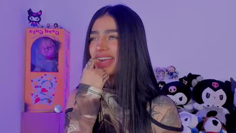 Snapshot of alicee_0 chatting on 10-29-25, 08:10 Alice online show from 10-29-25, 08:10