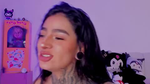 Snapshot of alicee_0 chatting on 11-05-25, 05:24 Alice online show from 11-05-25, 05:24